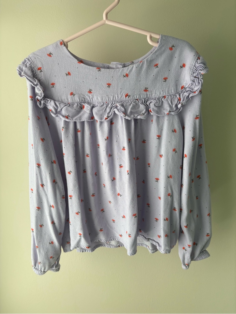 H & M Lavender Ruffle Yoke Long Sleeve Girls’ Top - 100 % viscose Size 9-10